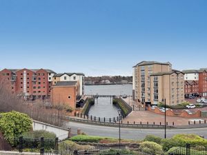 Photo 15- click for photo gallery